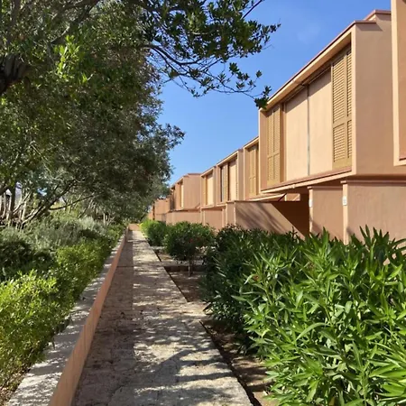 Elegant Sardinia For 4 * Cannigione