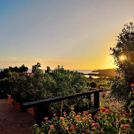 Elegant Sardinia For 4 كانّيجوني